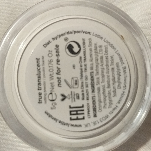 NWT Setting Powder - Picture 2 of 2